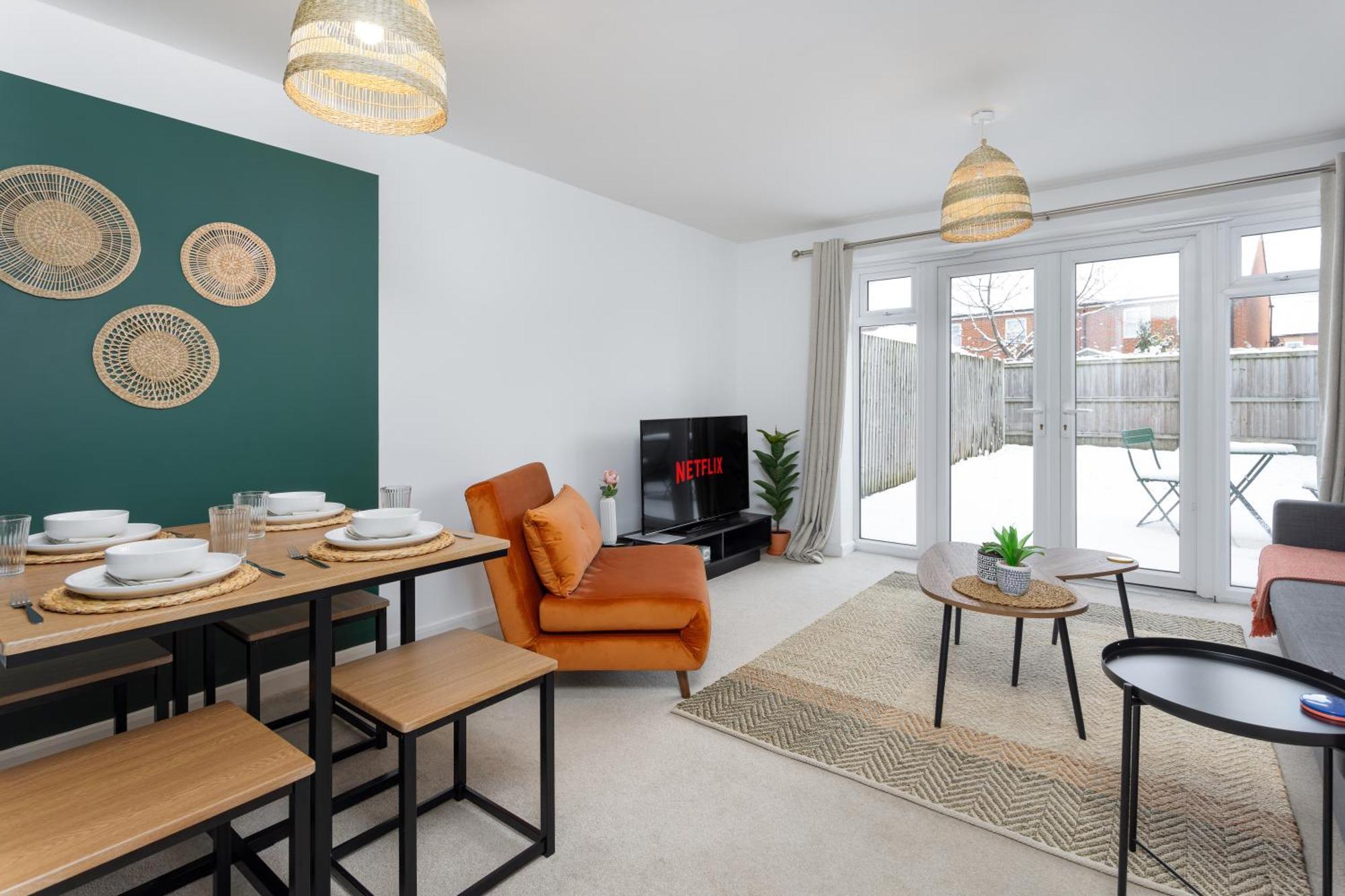 Modern 2-bed Townhouse In Kirkdale